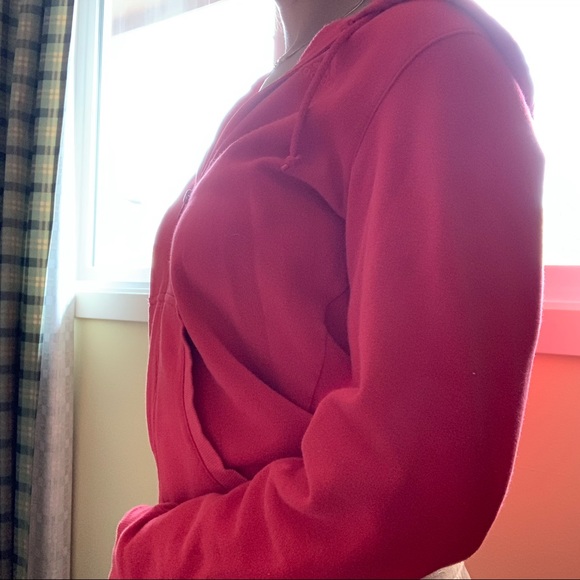 ✨4/30$ Adidas Trefoil women’s red hoodie - SALE✨ - Picture 4 of 8